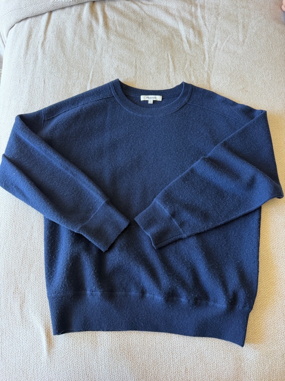 Madewell women’s size small Navy Crewneck Sweater